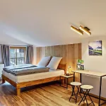 Appartement By Blahut Vacation - Dg