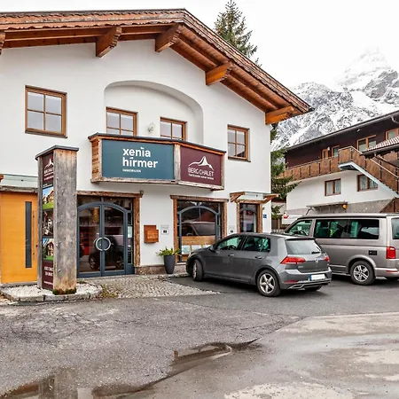 By Blahut Vacation - Dg