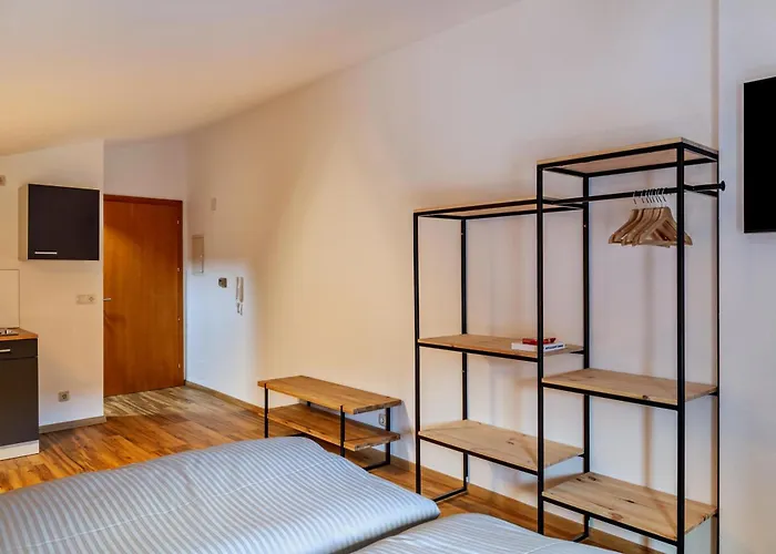 By Blahut Vacation - Dg *