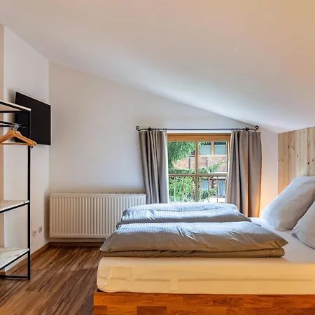 By Blahut Vacation - Dg Lägenhet